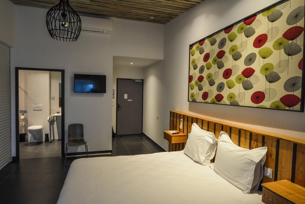 Cit'Hotel Le Relais Du Boisniard Chambretaud Rum bild